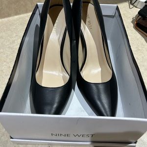 Nine West Never work black heels